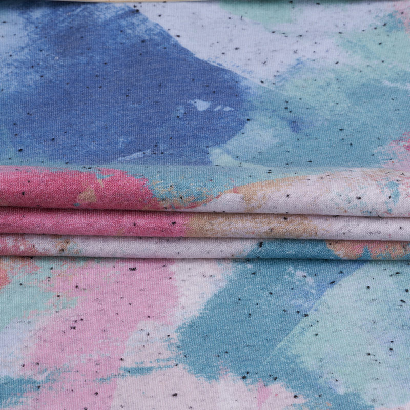 How can consumers tell if a product is made from recycled polyester fabric?