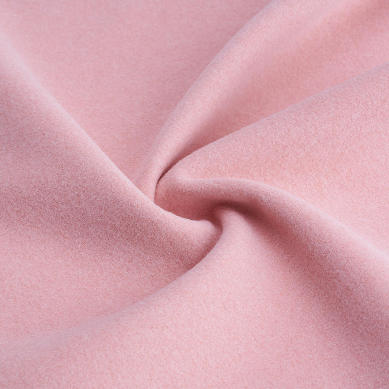 What Are The Advantages And Characteristics Of Polyester Fabrics?